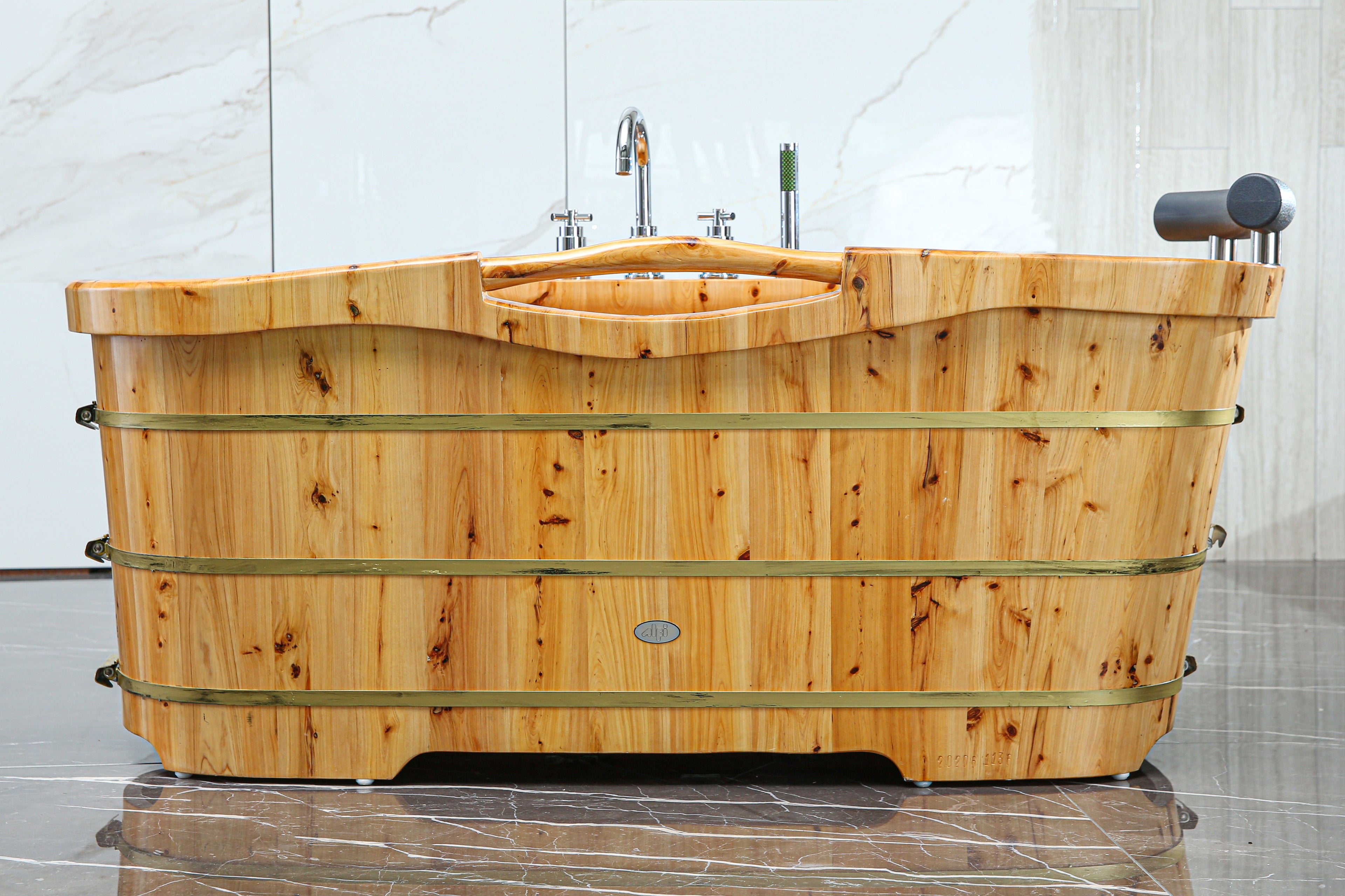 61 Inch Free Standing Cedar Wooden Bathtub with Tub Filler ALFI Brand (AB1136)