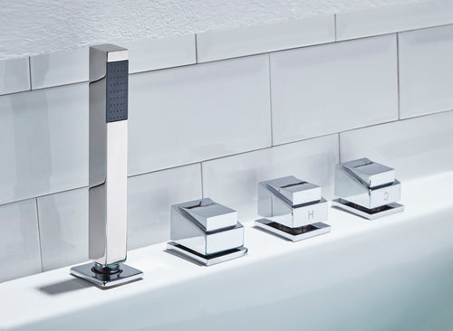 5 ft Acrylic White Rectangular Whirlpool Bathtub with Fixtures EAGO (AM154ETL-L5)