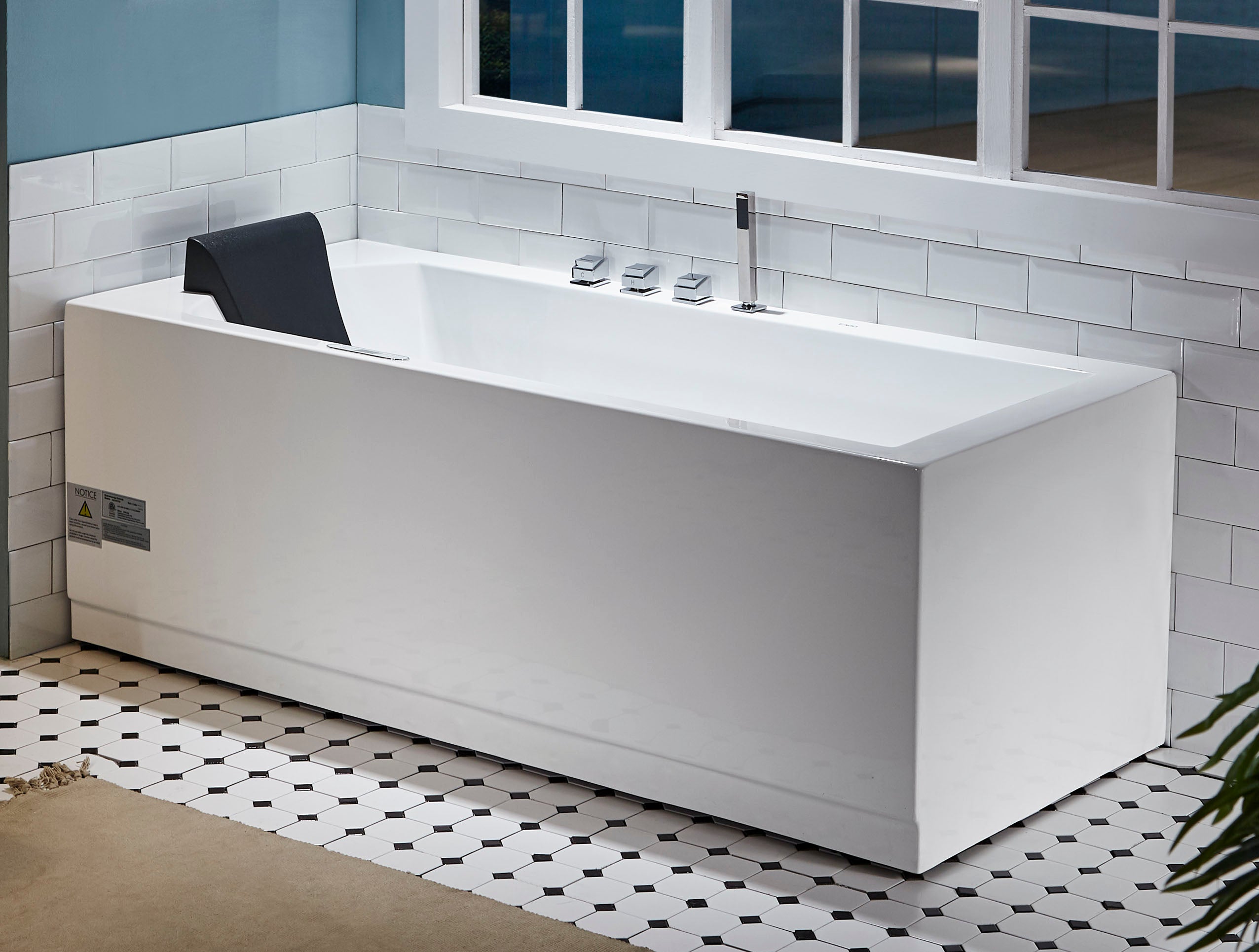 6 ft Acrylic White Rectangular Whirlpool Tub With Fixtures EAGO (AM154ETL-R6)