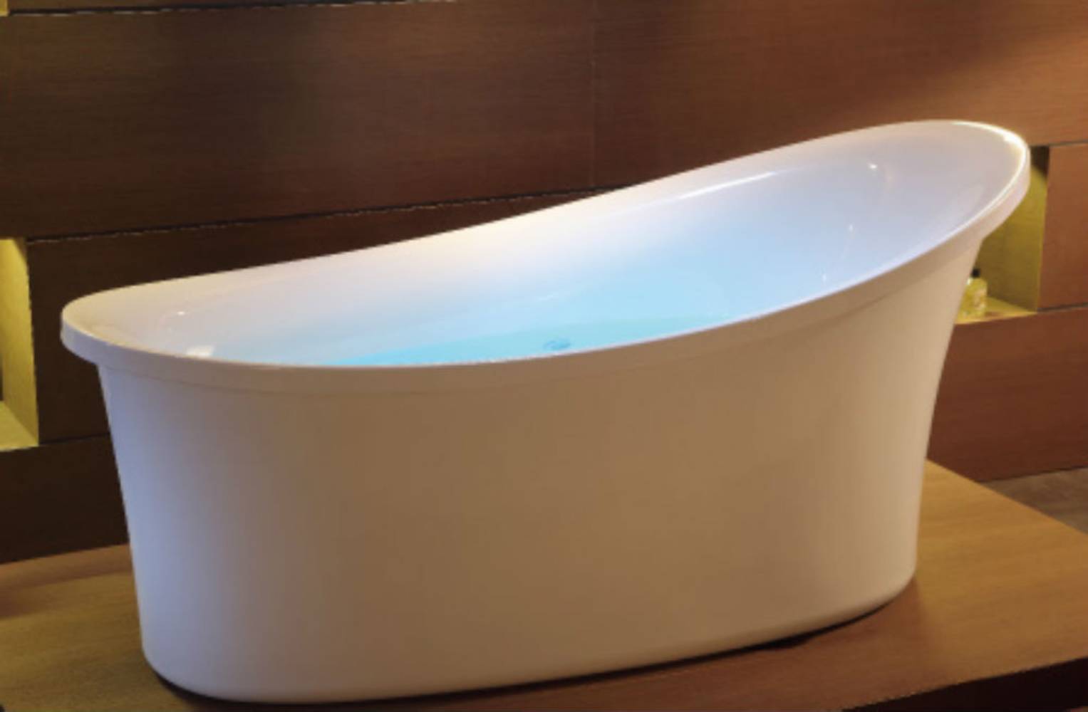70 Inch White Free Standing Oval Air Bubble Bathtub EAGO (AM1800)