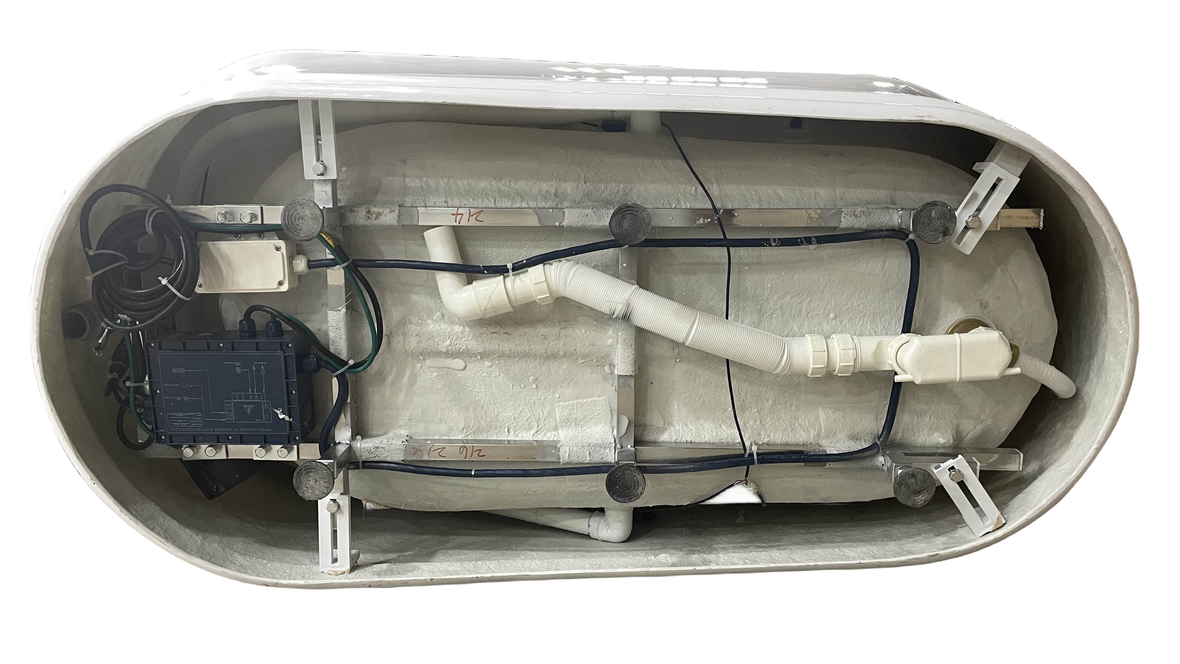 68 Inch White Free Standing Oval Air Bubble Bathtub EAGO (AM2140)