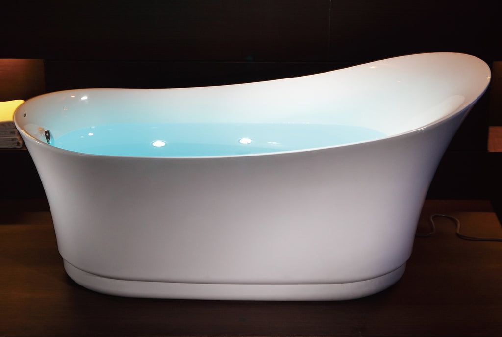 68 Inch White Free Standing Oval Air Bubble Bathtub EAGO (AM2140)