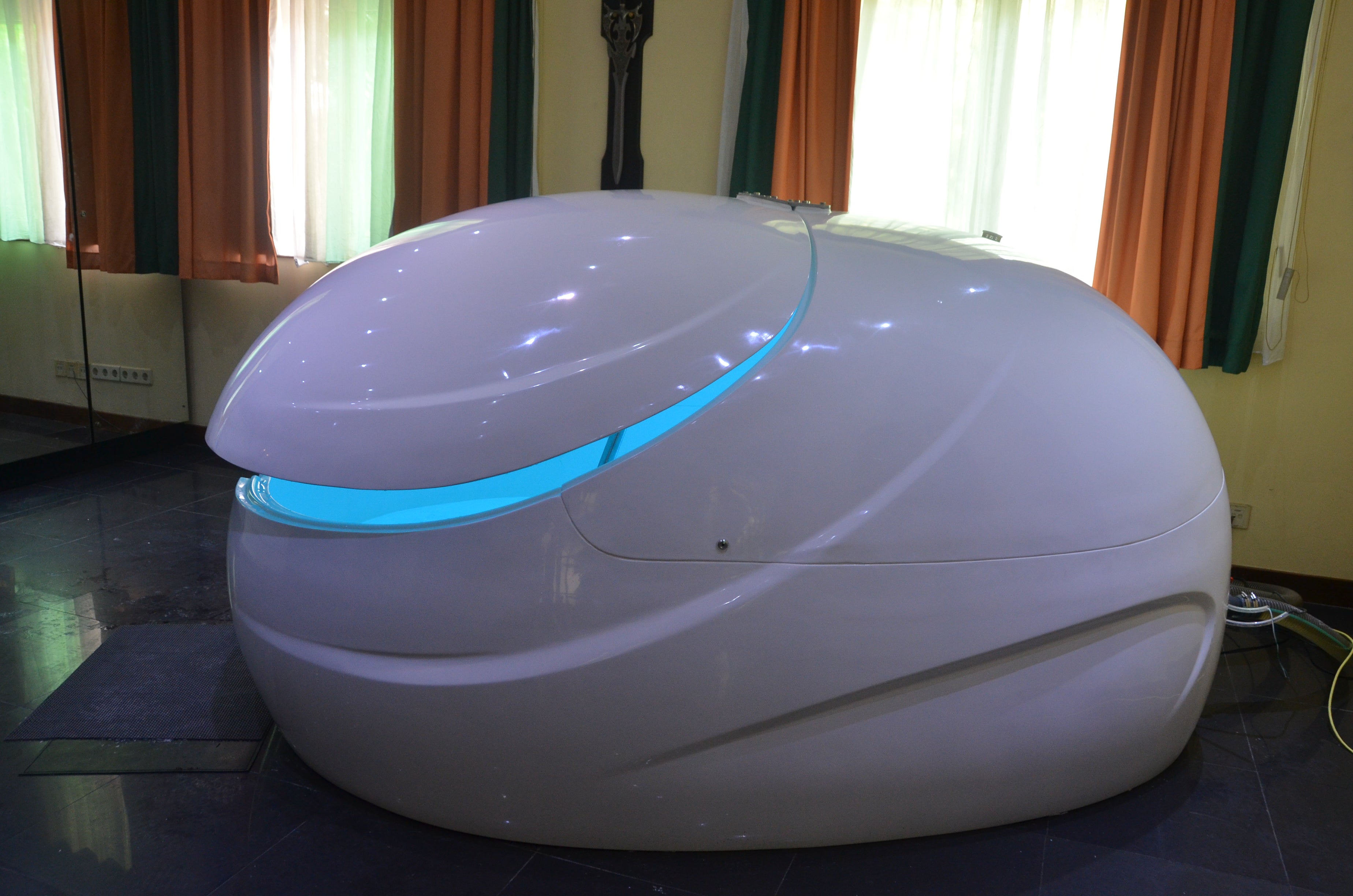 Sensory Deprivation Tank - Dreampod V2 Float Pod